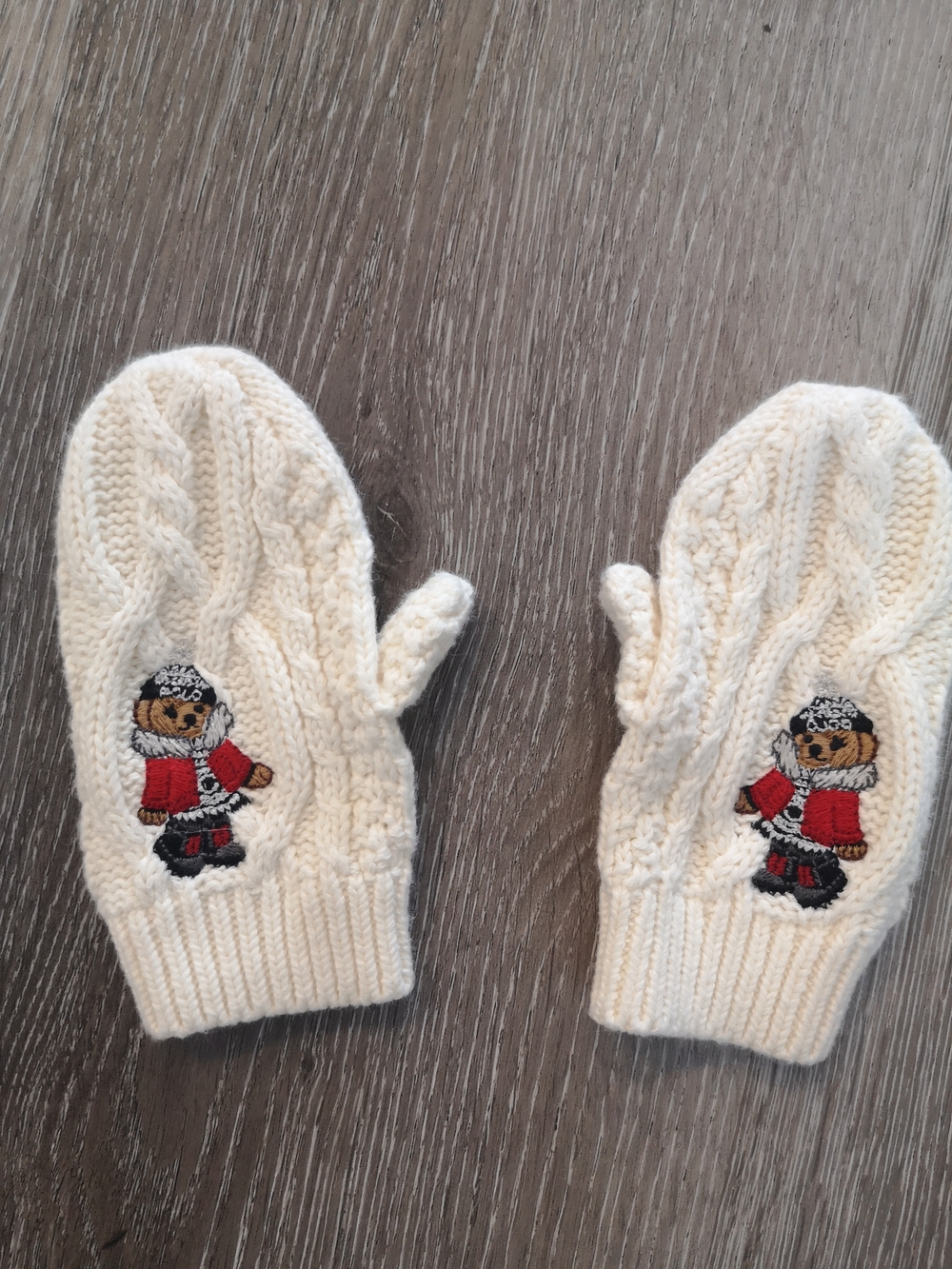 Ralph Lauren Cream Cable-Knit Kids Mittens with Teddy Patch